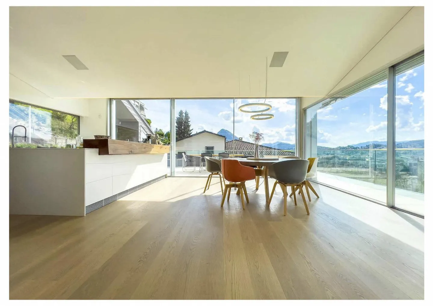 Villa moderna 65 con terrazza panoramica - Foto 1 di 13