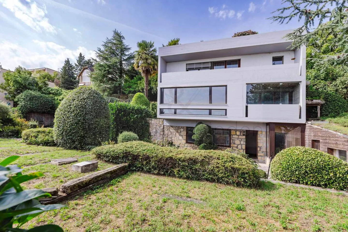 Magnifique Villa de Style Moderne - Photo 2 sur 7