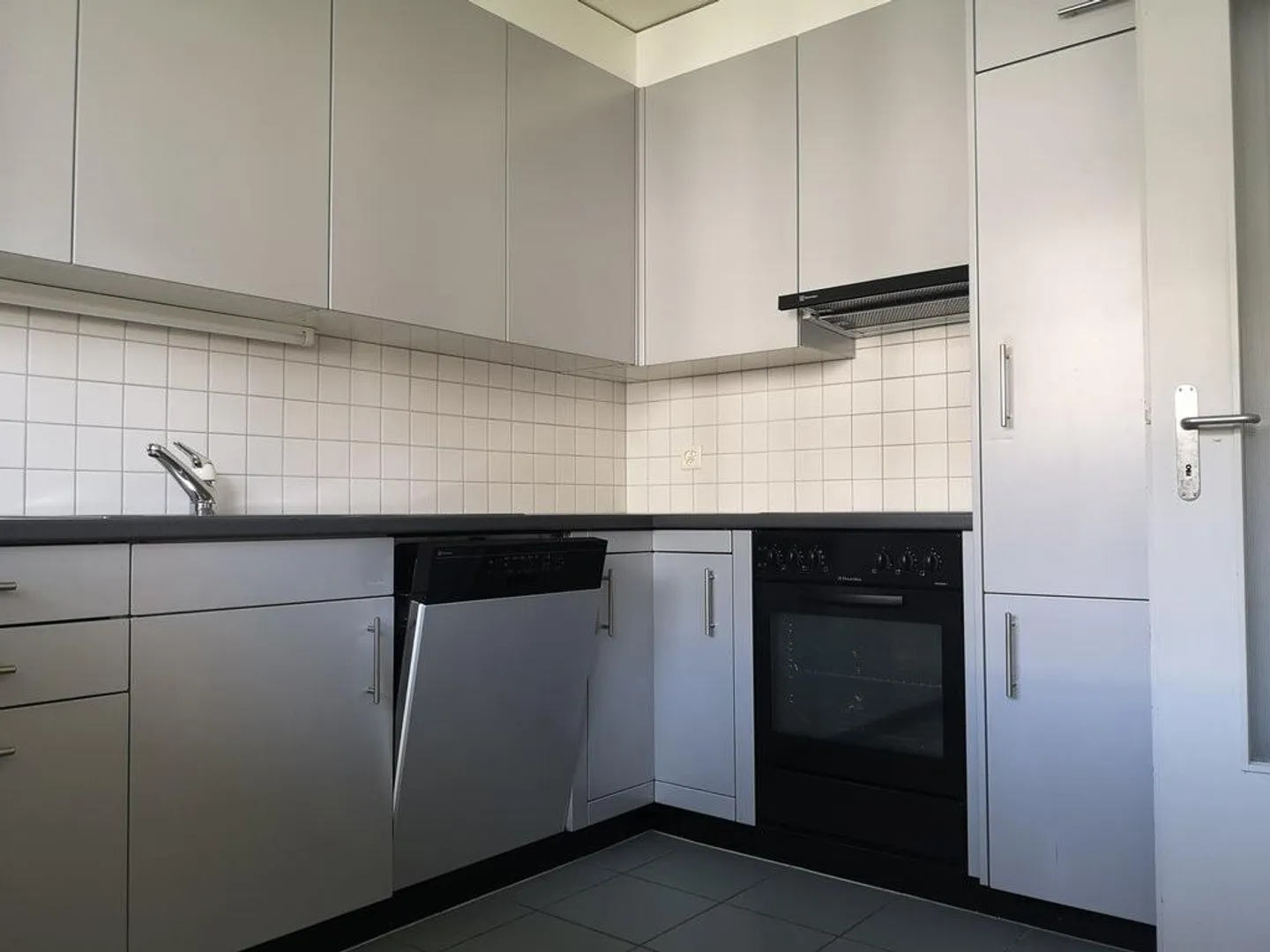 "Ici se termine votre recherche d'appartement" - Photo 4 sur 7