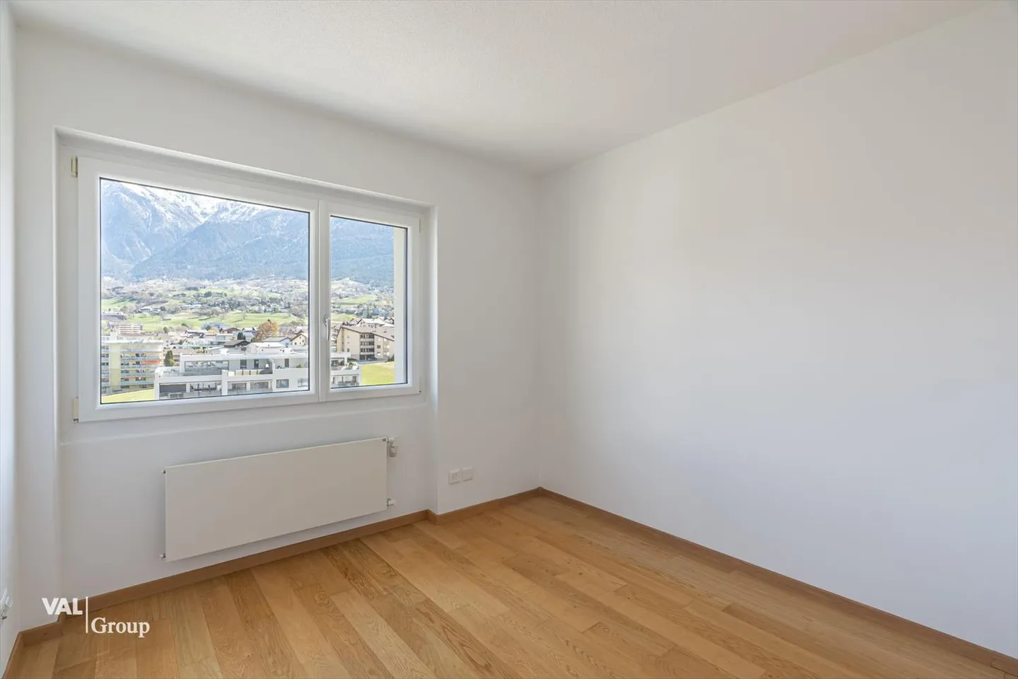 Ampio appartamento di 5,5 stanze con vista panoramica - Foto 10 di 13