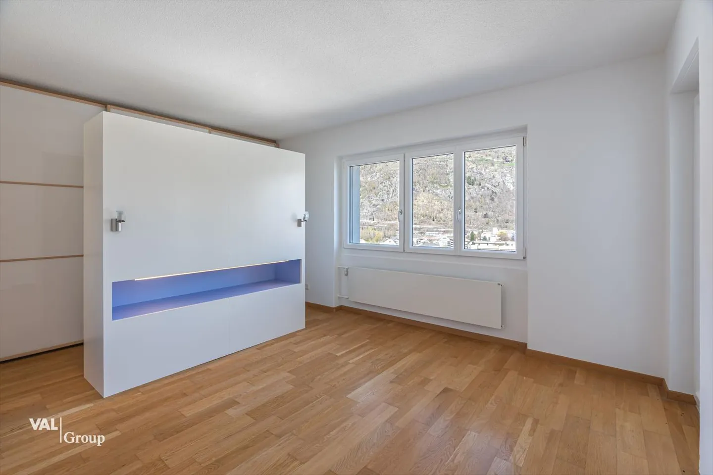 Ampio appartamento di 5,5 stanze con vista panoramica - Foto 4 di 13