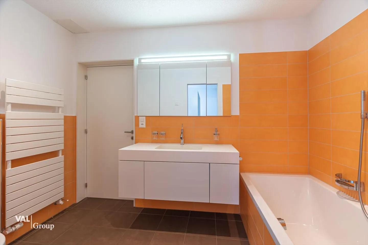 Ampio appartamento di 5,5 stanze con vista panoramica - Foto 6 di 13