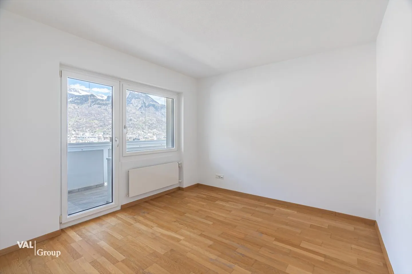 Ampio appartamento di 5,5 stanze con vista panoramica - Foto 8 di 13