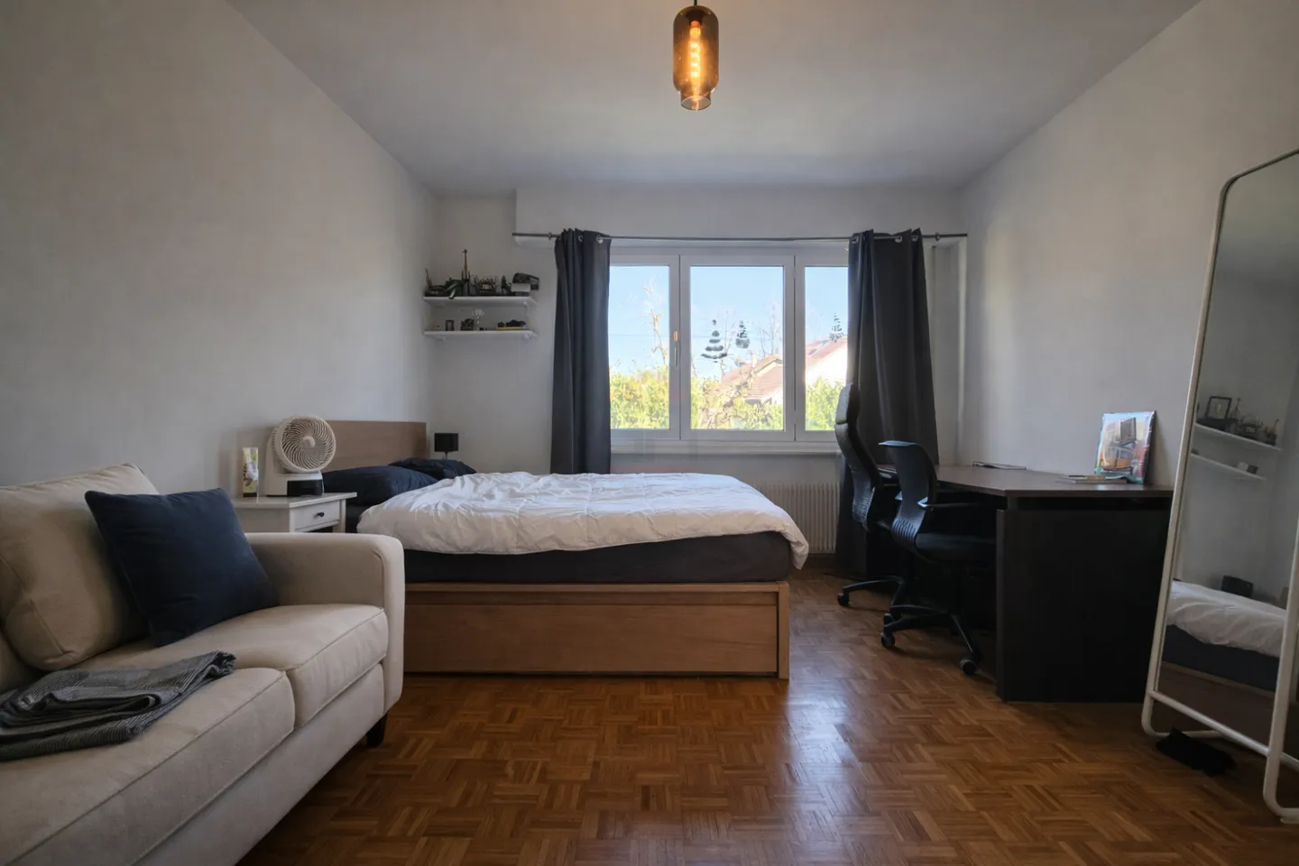 Villa familiale élégante avec jardin - Photo 6 sur 7
