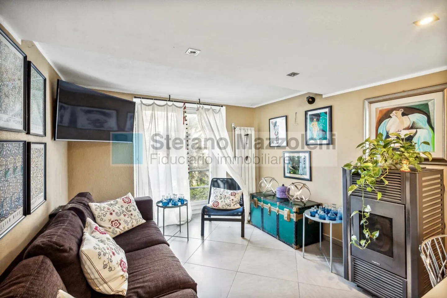 Ticinese Cottage Secondary Residence between Nature and Comfort - Photo 4 of 14