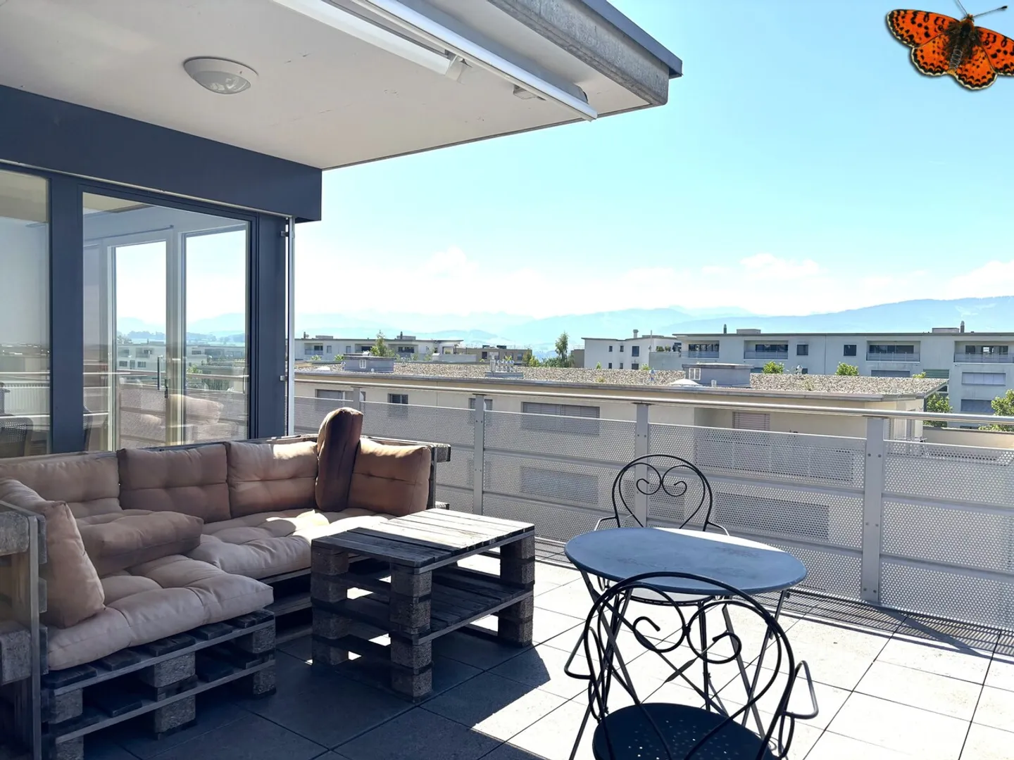 Charmante Wohnung mit Terrasse - Foto 4 von 13