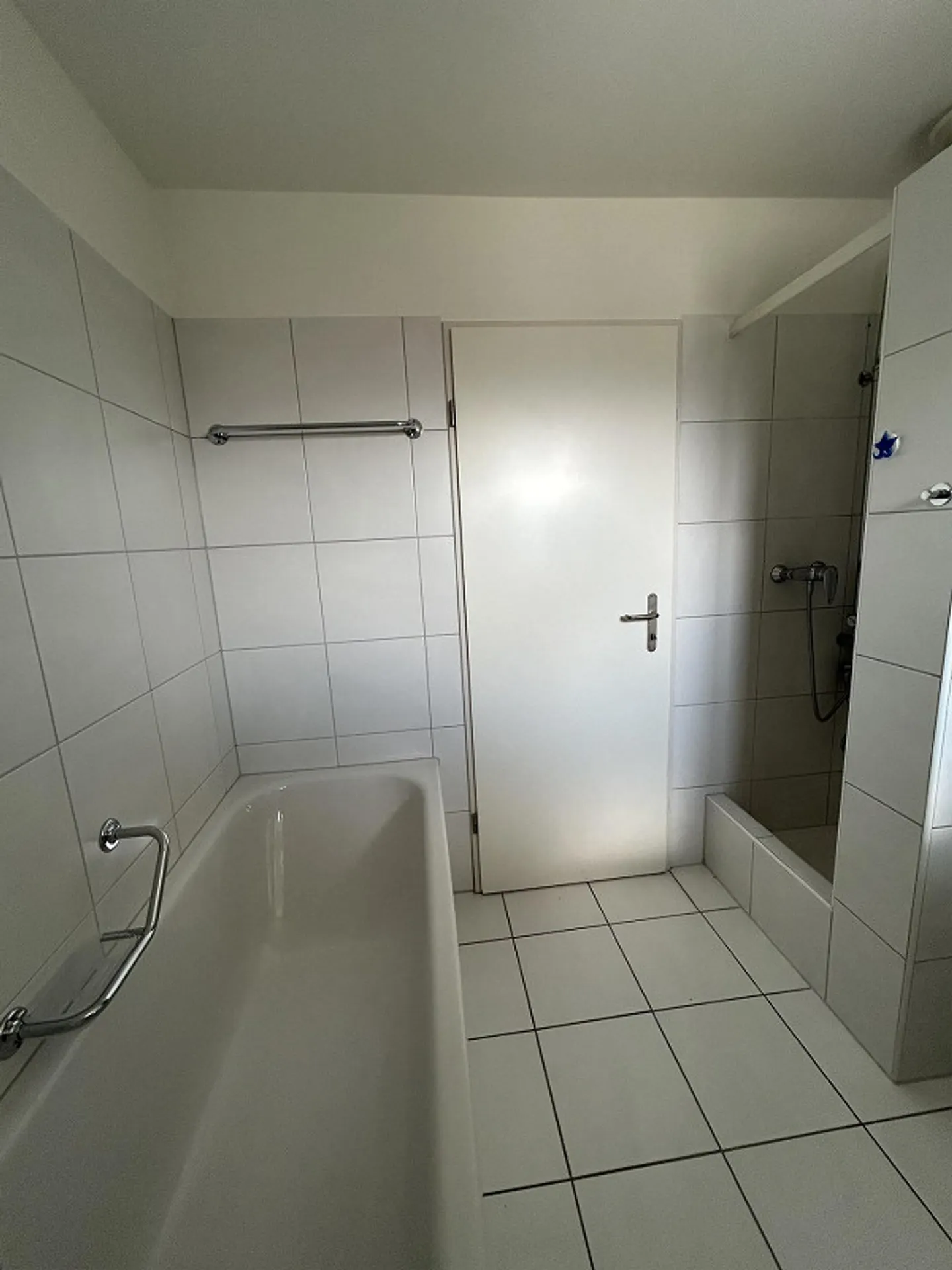 3.5 room apartment with large balcony - Photo 8 of 11