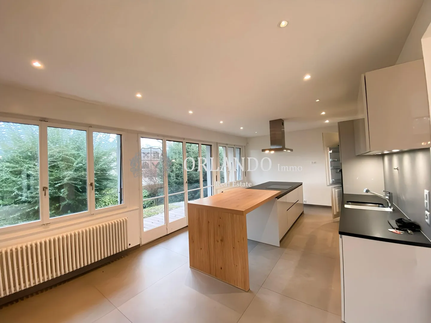 Charmante Maison Familiale avec Jardin - Photo 3 sur 9