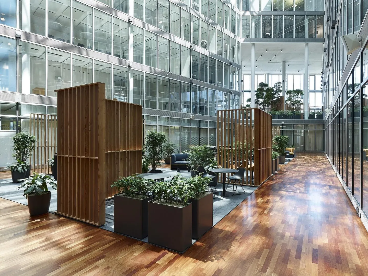 Ufficio moderno completamente sviluppato in una posizione eccellente - Foto 4 di 13