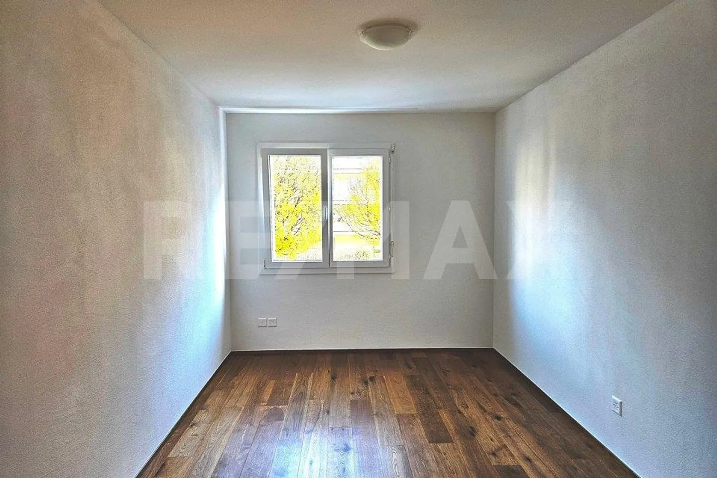 Appartamento 5½ locali incluso cantina e posto auto in garage sotterranea - spazio per tutta la famiglia... - Foto 8 di 12