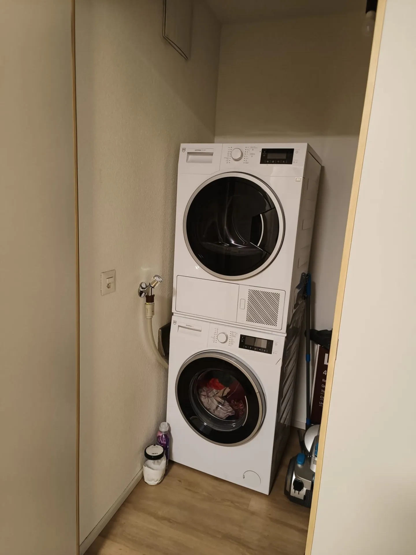 Appartamento 2.5 camere affascinante - Foto 10 di 12