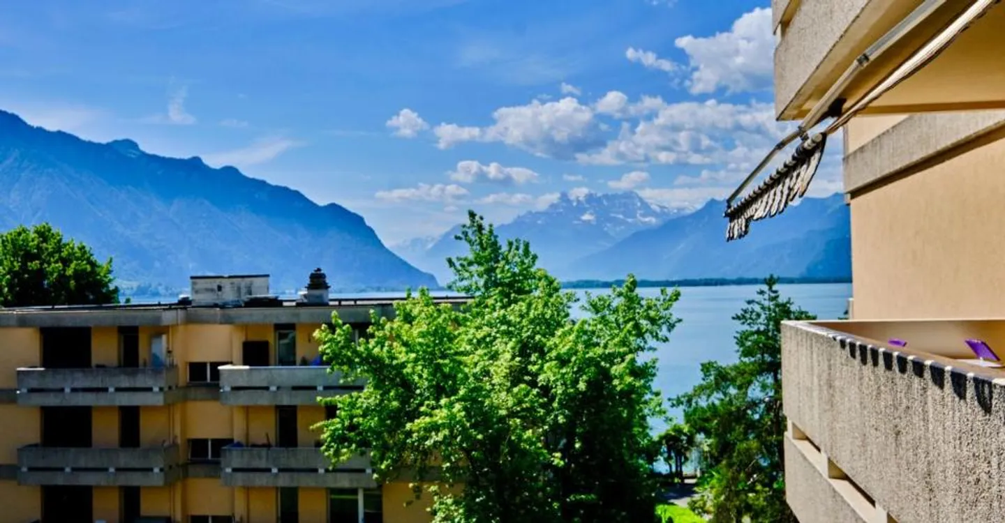 Appartement spacieux avec vue sur le lac - Photo 4 sur 8