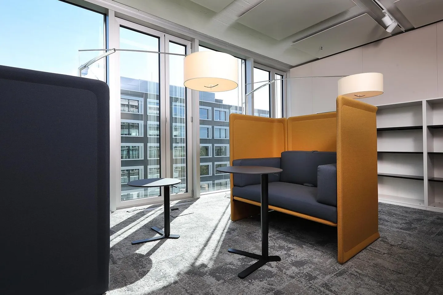 Ufficio moderno completamente sviluppato in una posizione eccellente - Foto 8 di 13