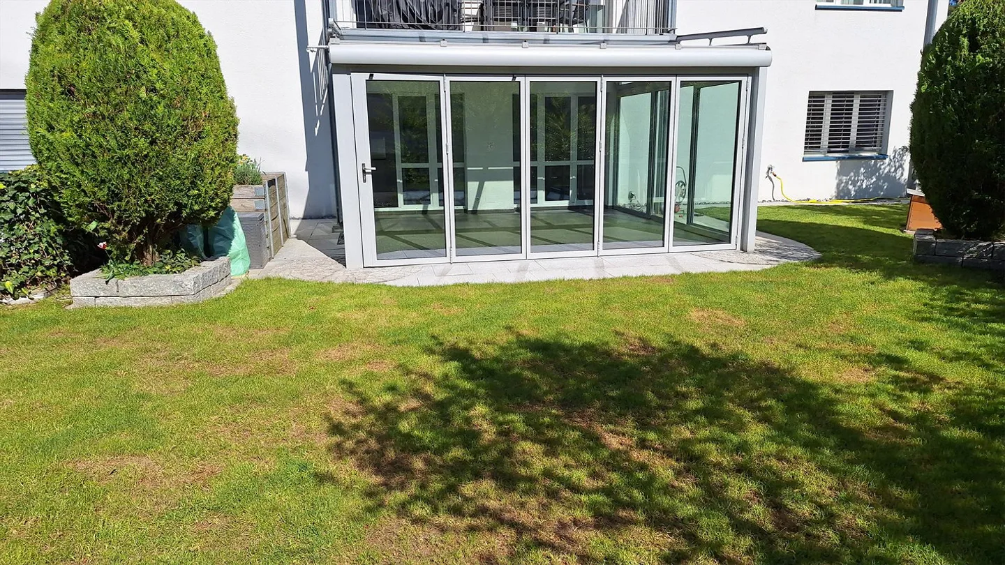Belle appartement de jardin 4.5 pièces au cœur de Wetzikon - Photo 1 sur 12