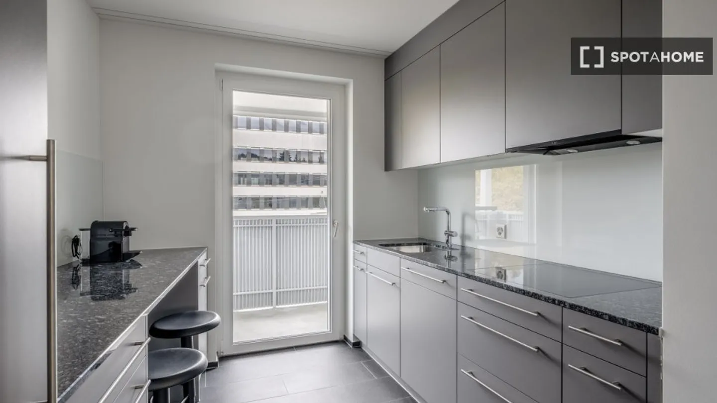 Découvrez, visitez et louez votre nouveau chez-vous en ligne en toute confiance. - Photo 7 sur 18