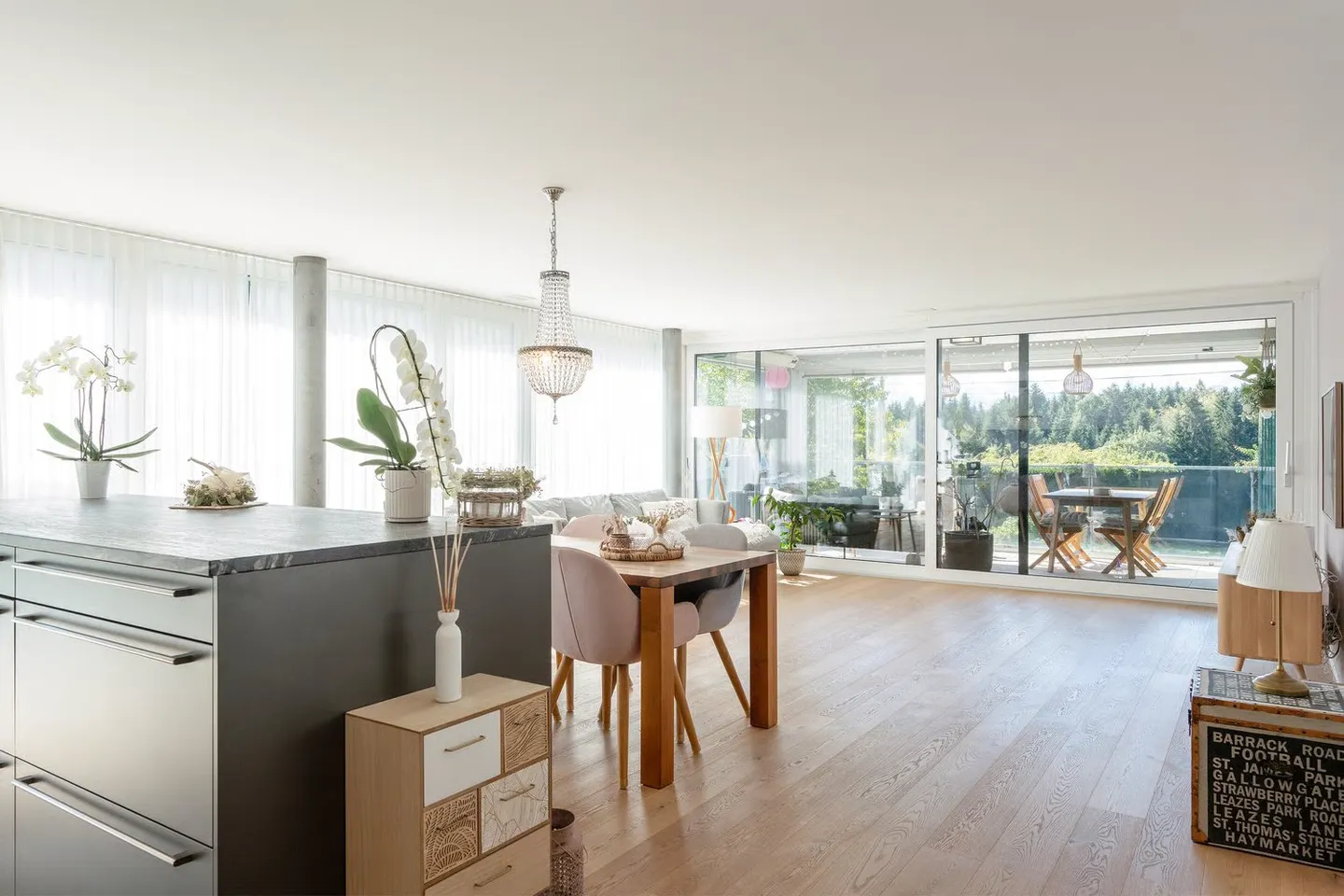 Appartement moderne de 4,5 pièces dans le Rosenpark Rüfenacht - Photo 7 sur 17