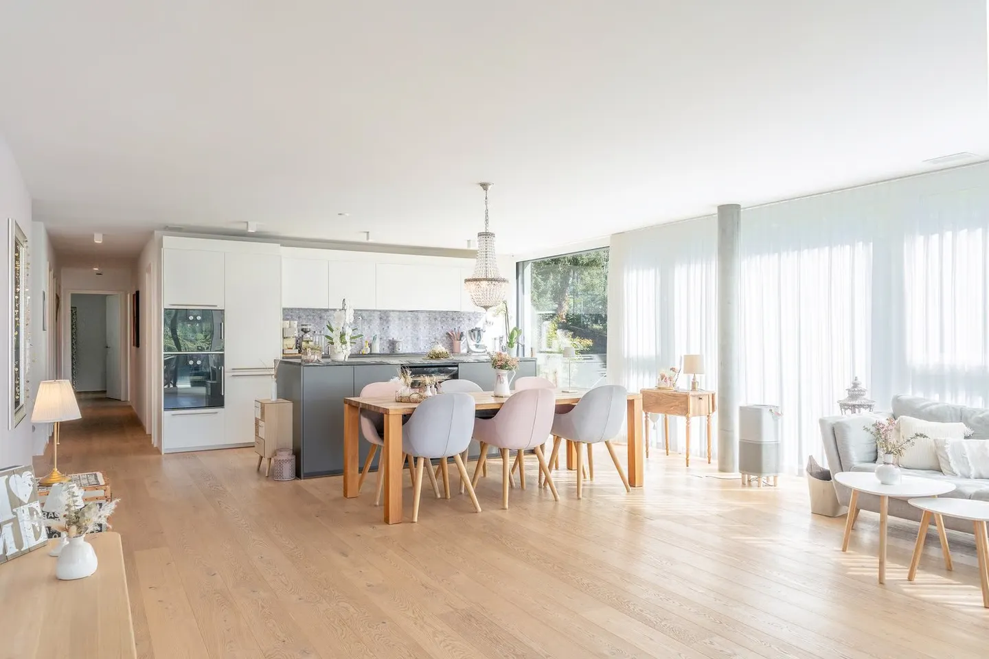 Appartement moderne de 4,5 pièces dans le Rosenpark Rüfenacht - Photo 9 sur 17
