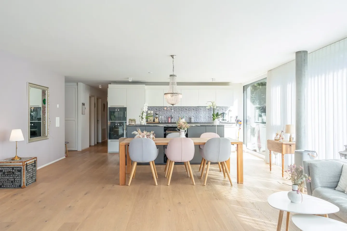 Appartement moderne de 4,5 pièces dans le Rosenpark Rüfenacht - Photo 10 sur 17