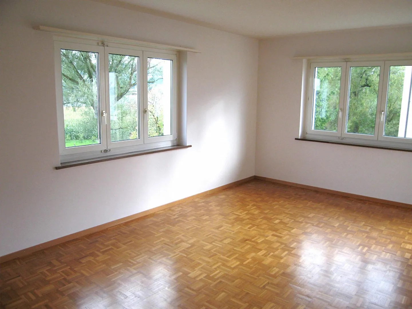 Appartement attrayant avec vue panoramique et balcon ensoleillé - Photo 1 sur 12