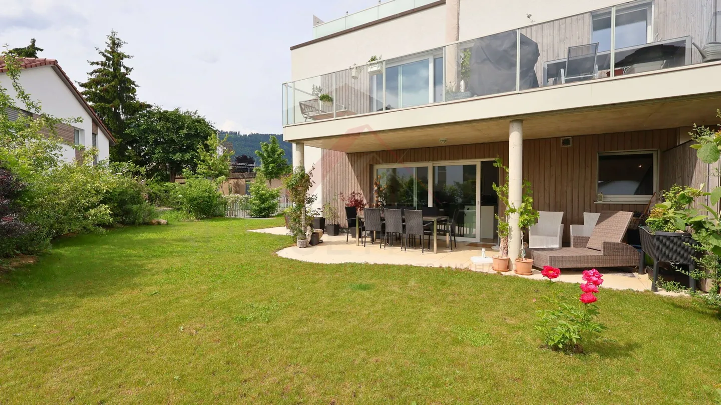 Opportunité rare sur le marché - appartement de 3.5 pièces avec vaste jardin pri - Photo 9 of 11