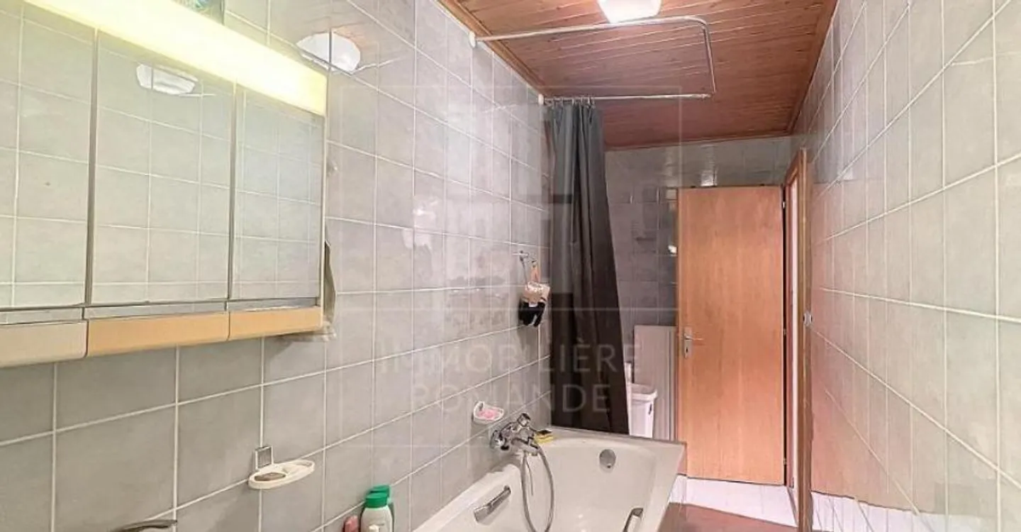 Appartement Charmant à Sainte-Croix - Photo 4 sur 6