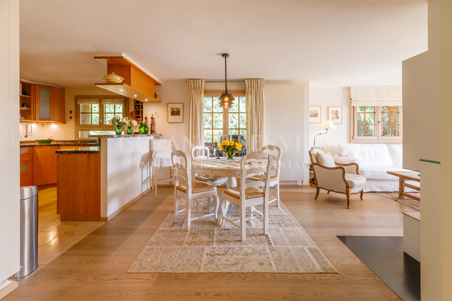 Dauphin 8 - Foto 7 von 32