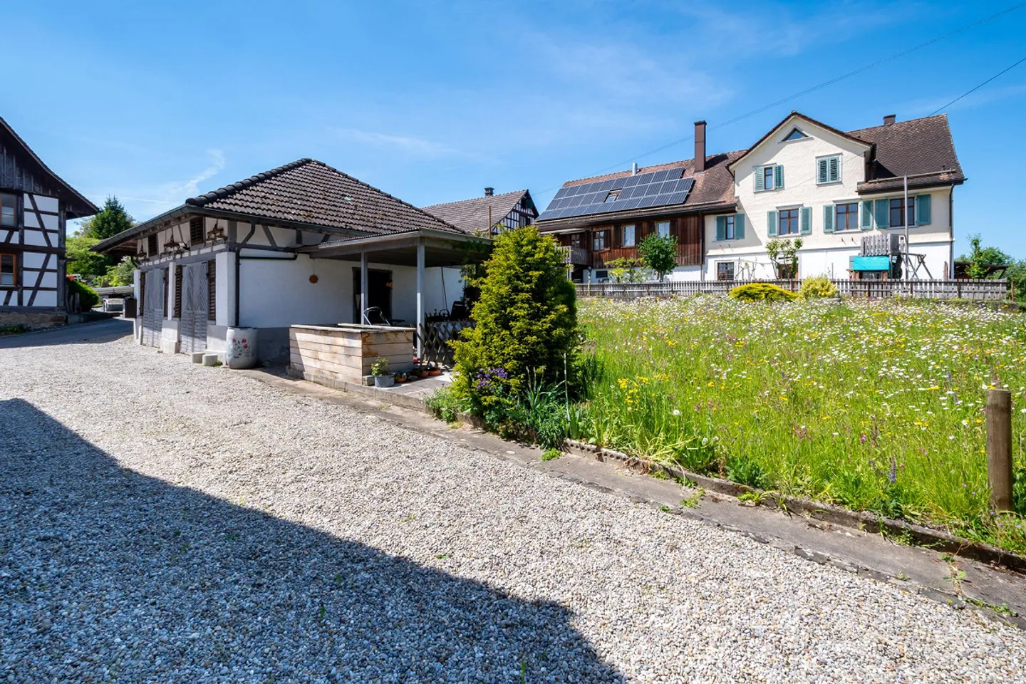 Charmantes Riegelhaus mit Garten - Foto 8 von 26