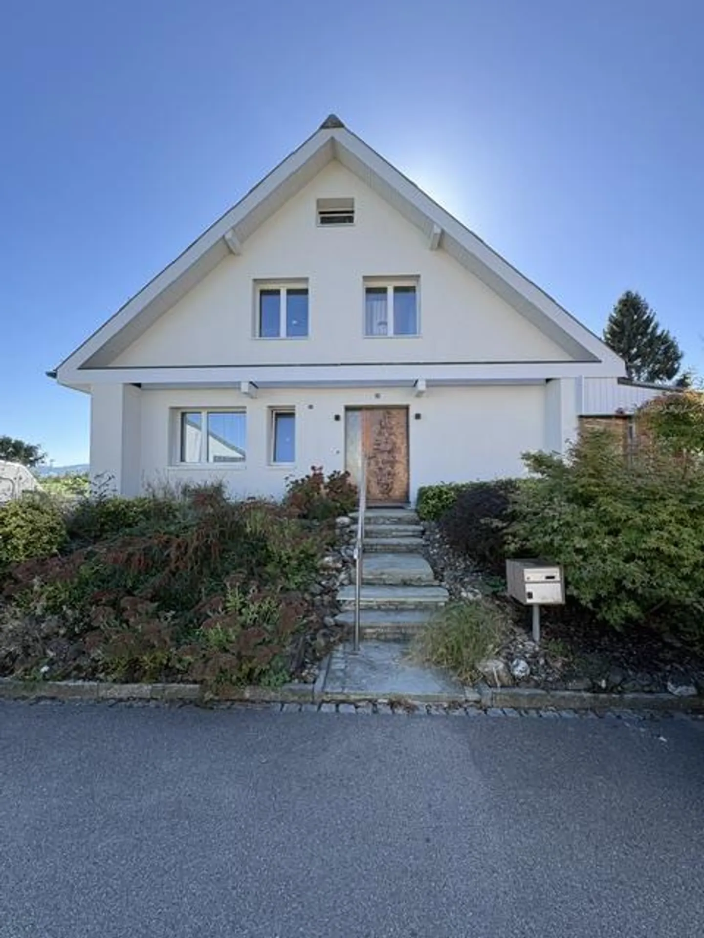 EFH - Foto 2 di 17