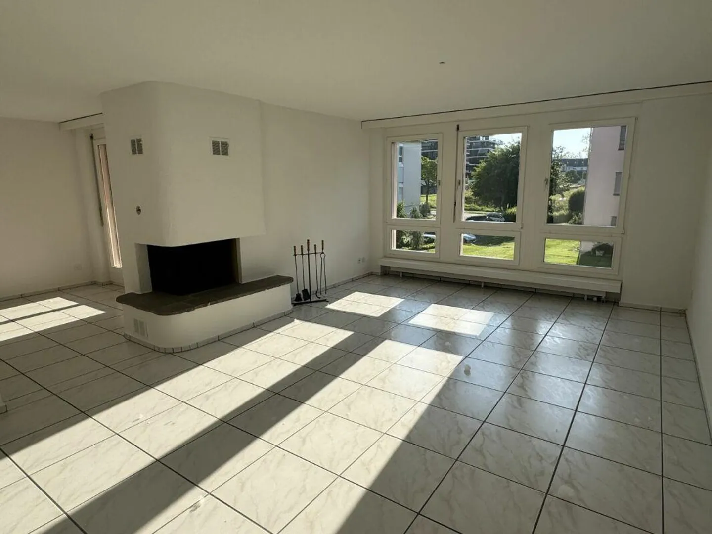 4.5 Zimmer-Wohnung an Top Lage am See - Foto 4 von 15