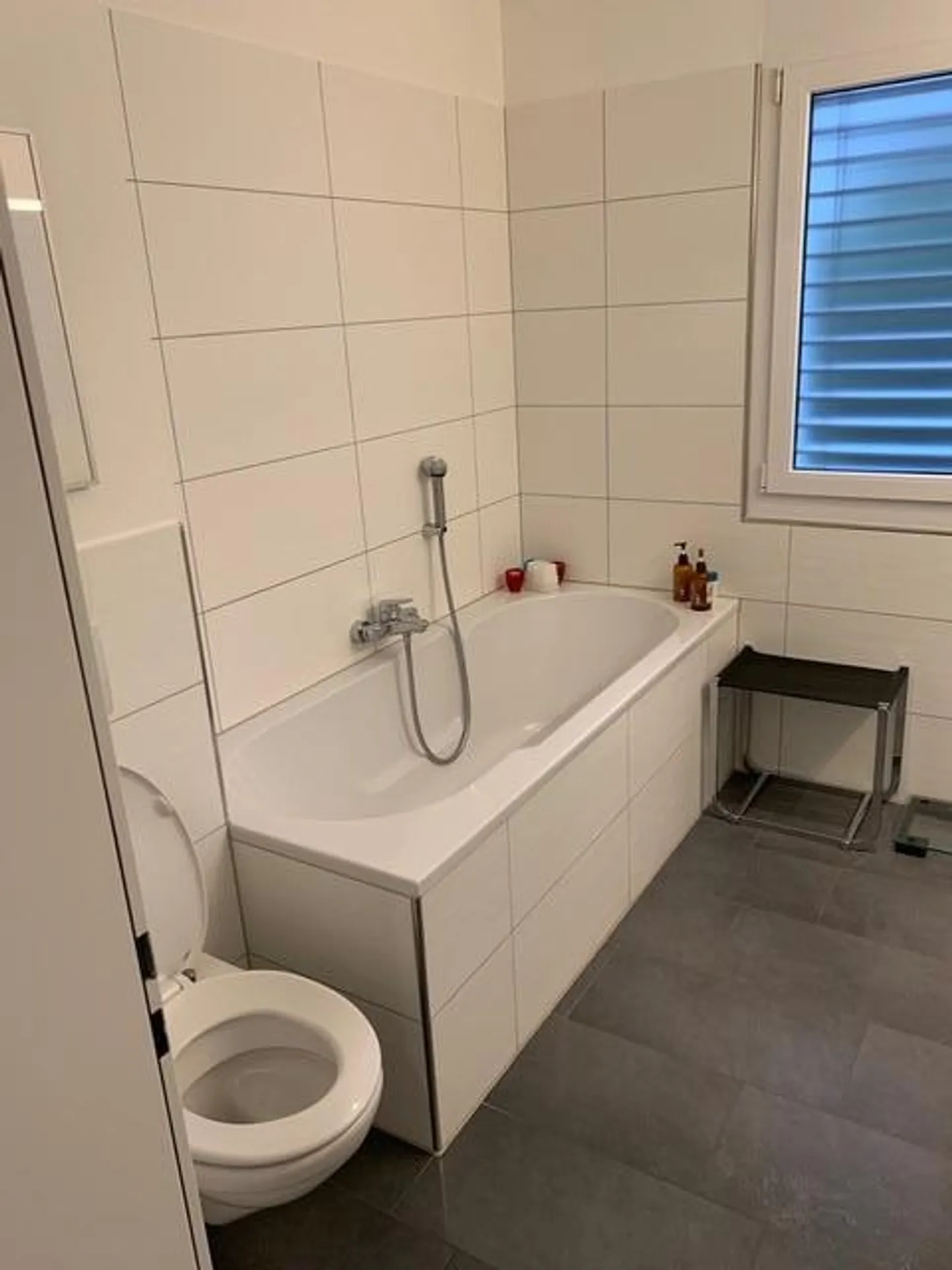 Appartamento moderno di 4,5 stanze - Foto 2 di 10