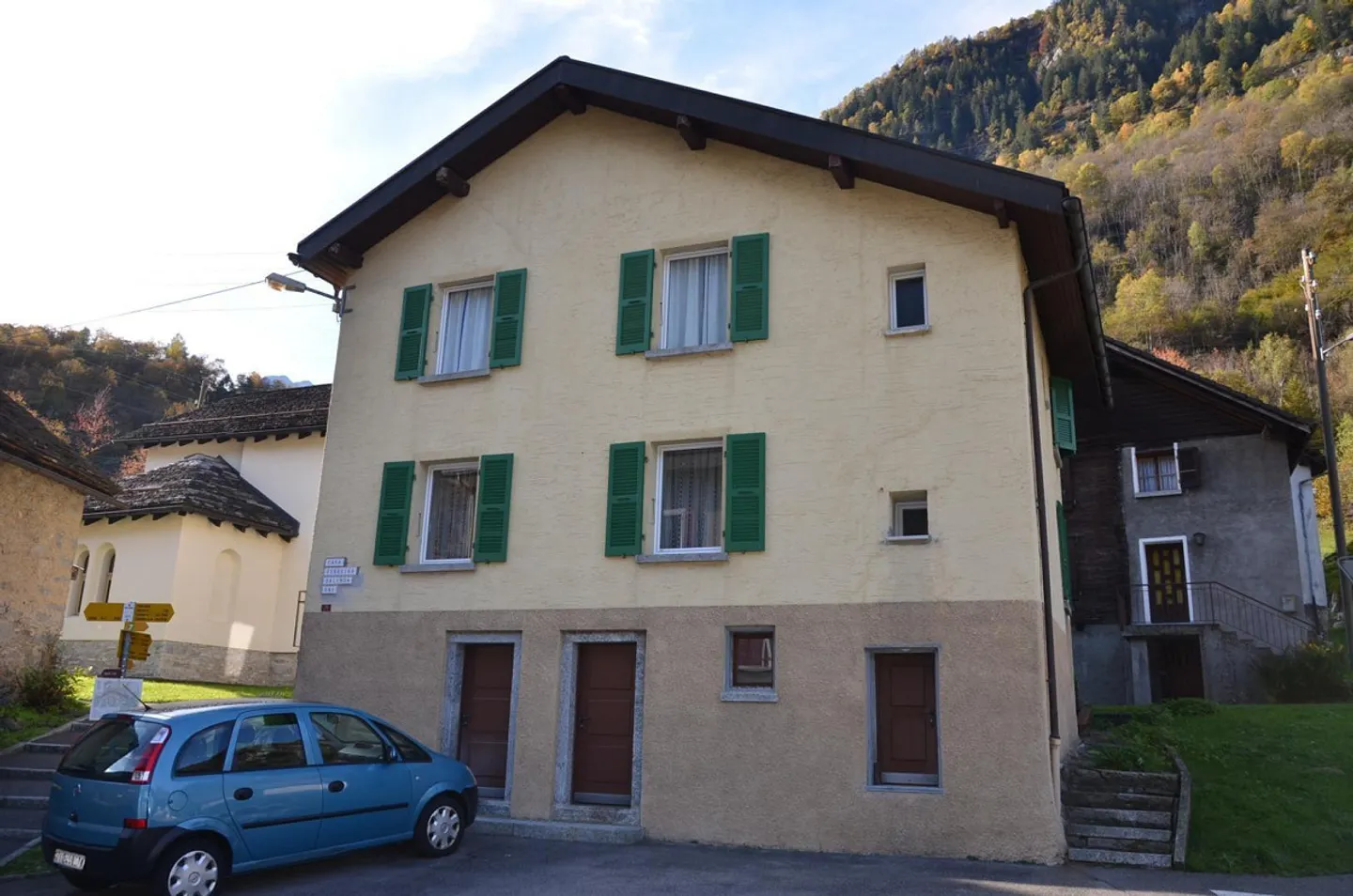 Charmantes Einfamilienhaus in Nivo - Foto 1 von 31