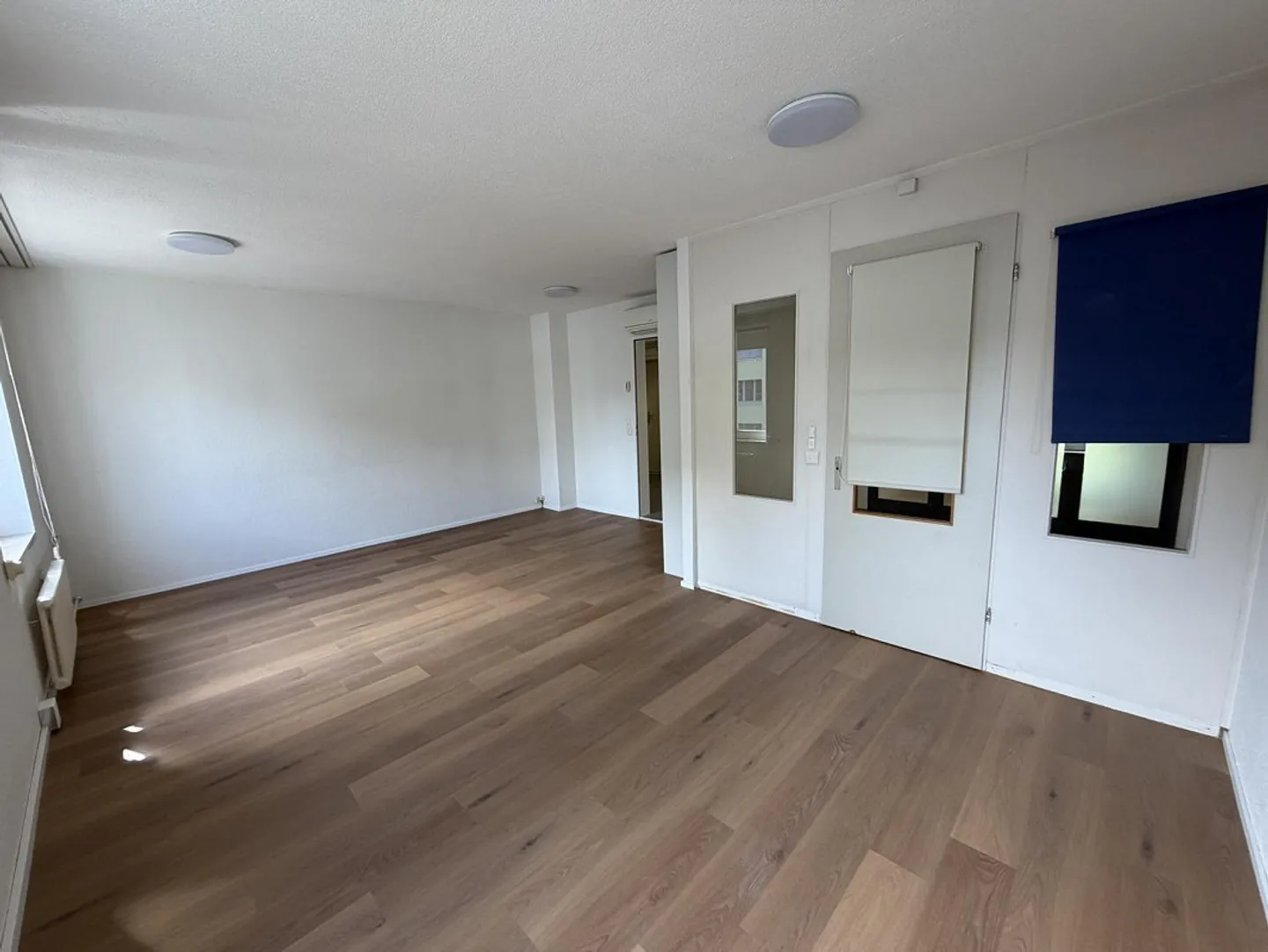 Bright office with anteroom (approx. 27 m²) in Zurich-Oerlikon - Photo 7 of 8