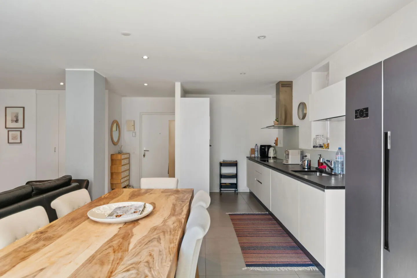 Proche des écoles, du centre-ville et des rives du lac - Foto 3 von 7