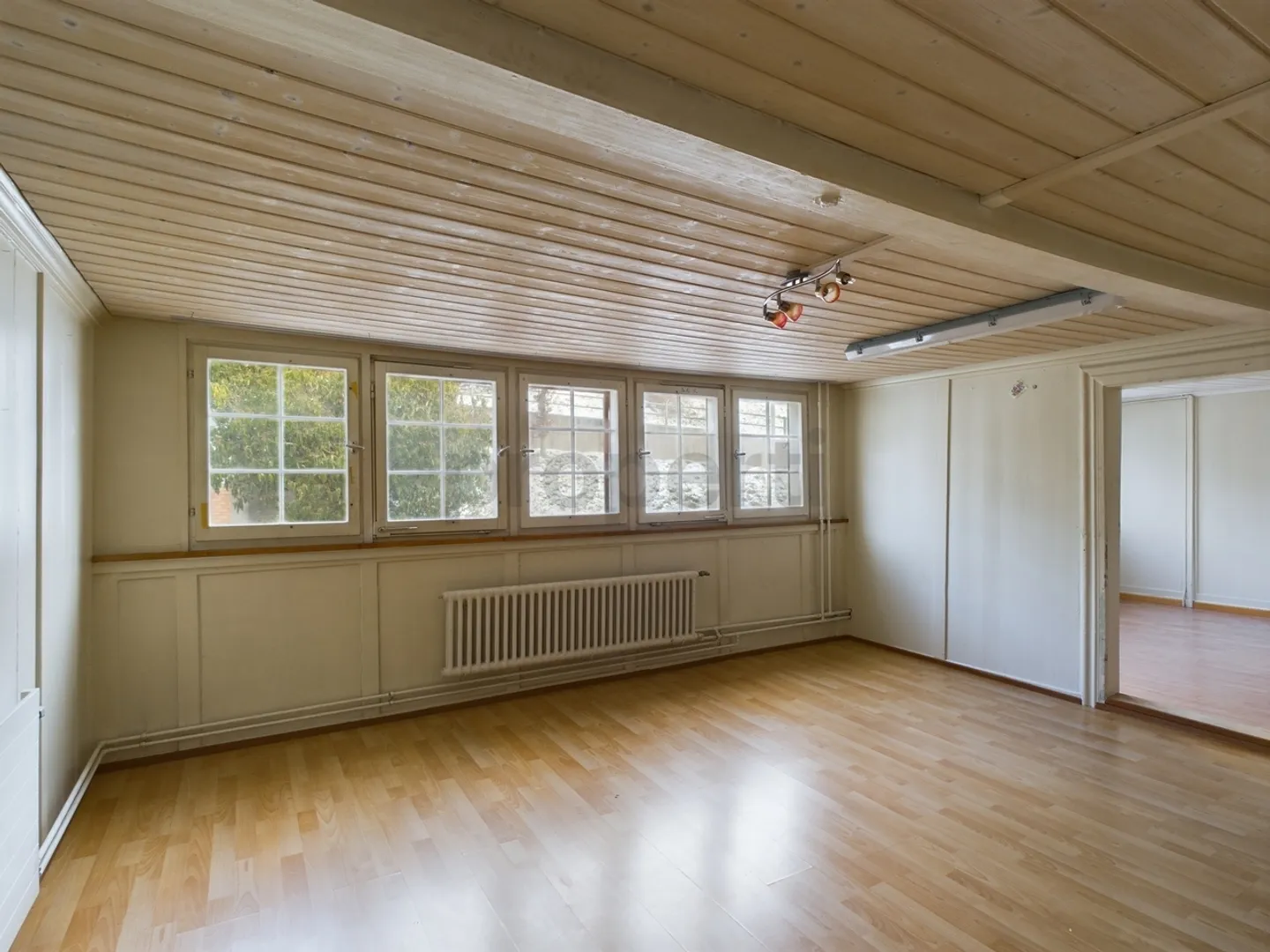 Casa plurifamiliare con quattro appartamenti a Herisau - Foto 2 di 12