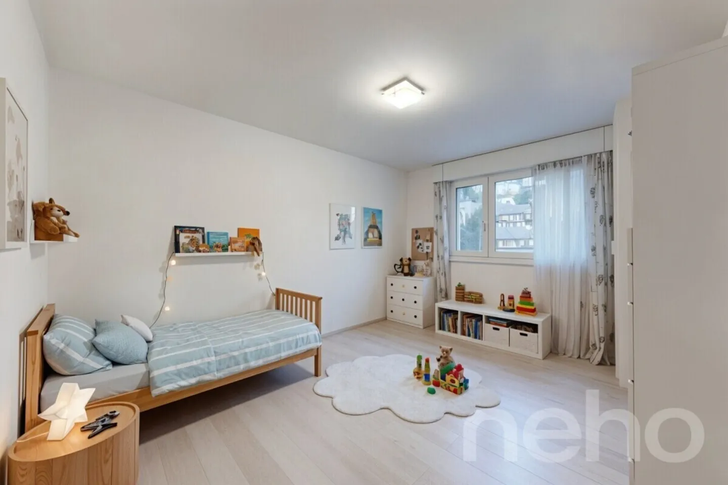 Renovated Apartment with Lake View - Photo 8 of 12