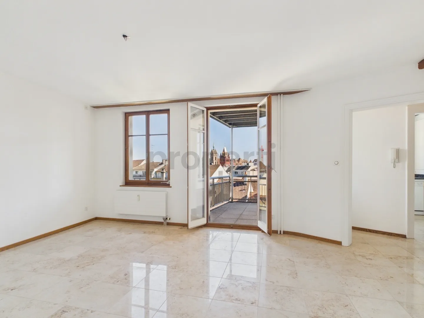 Vivere Incantevole con Balcone e Fascino Storico - Foto 1 di 13
