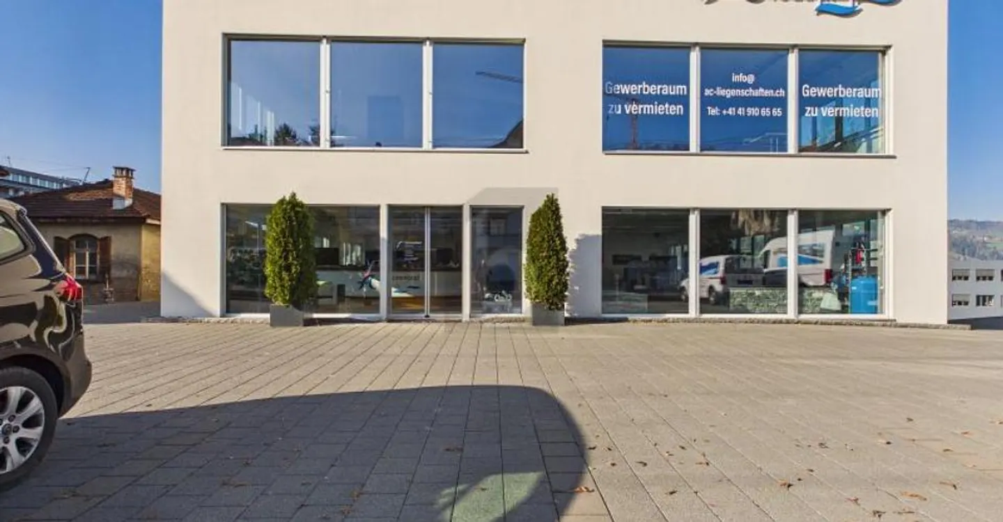 Repräsentativer Showroom in zentraler Lage - Foto 1 von 6