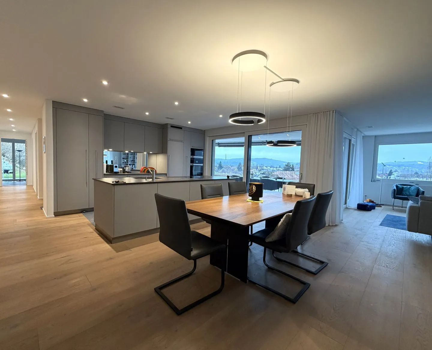 Appartement en terrasse dans un emplacement central mais verdoyant - Photo 1 sur 17