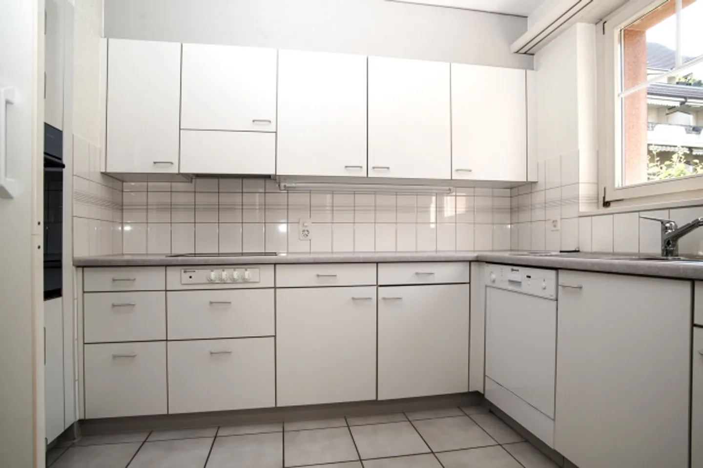 Appartement spacieux et lumineux dans un emplacement calme - Photo 4 sur 9