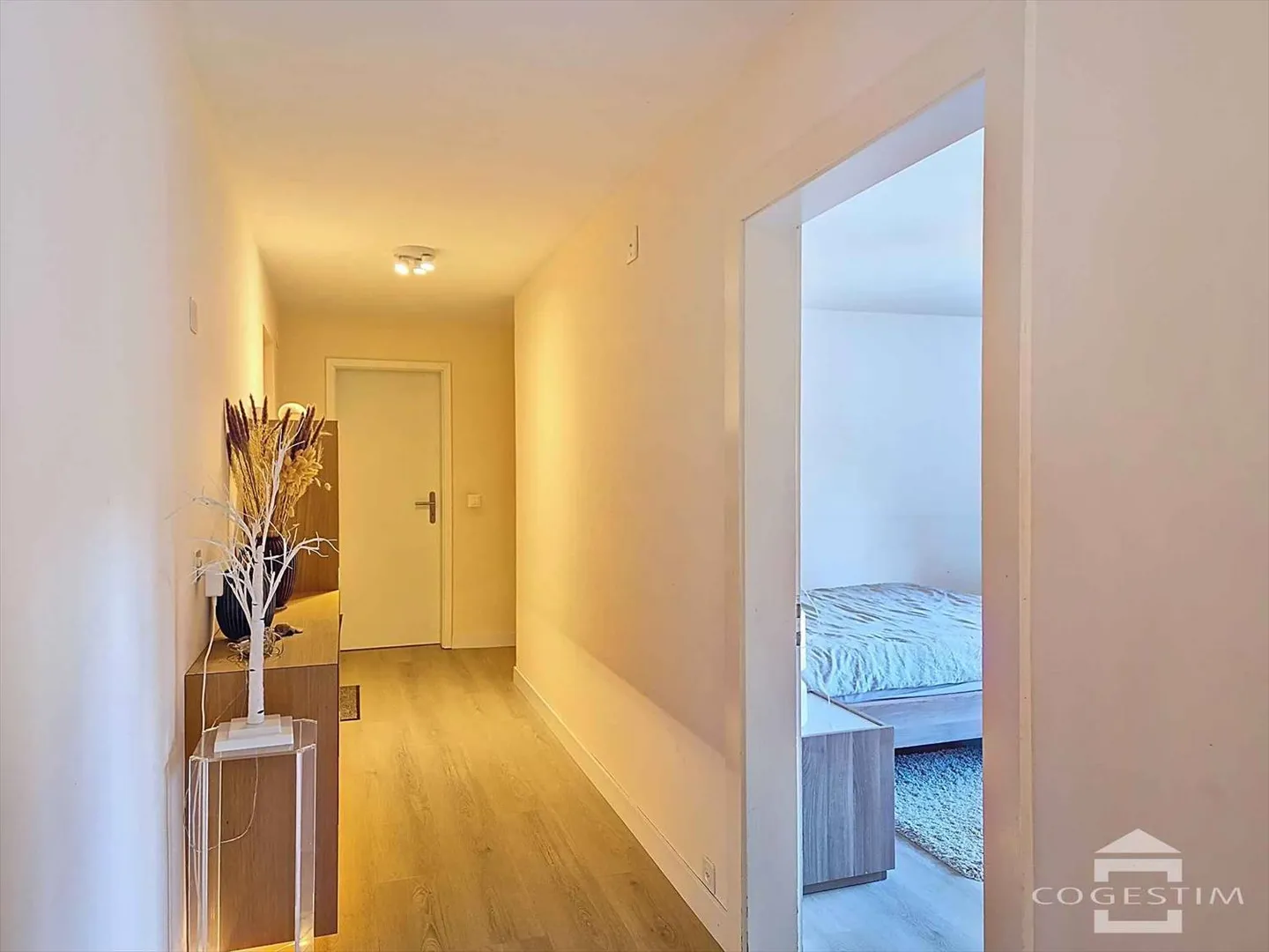 Maison contiguë 5.5 pièces - Photo 7 sur 13