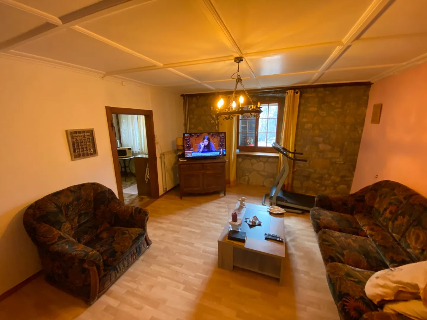 Casa familiare con un bellissimo appezzamento e un fienile con casa da giardino - Foto 6 di 47