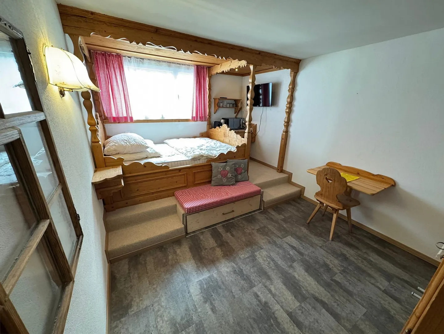 Charming One-Room Apartment in Rancho Laax - Furnished with Spa Access - Photo 1 of 11