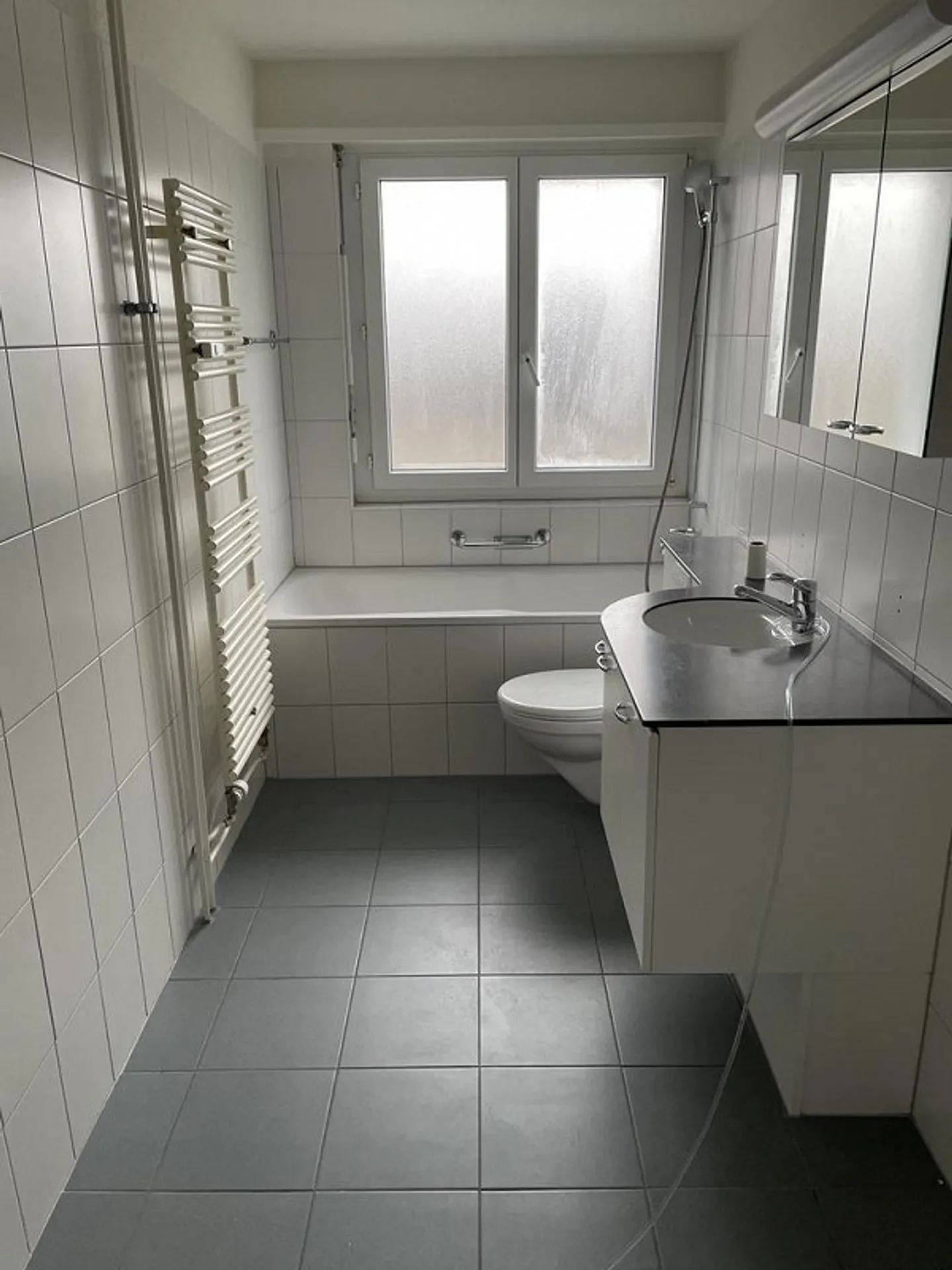 Appartement calme de 3 pièces près de la lisière de la forêt - Photo 9 sur 9