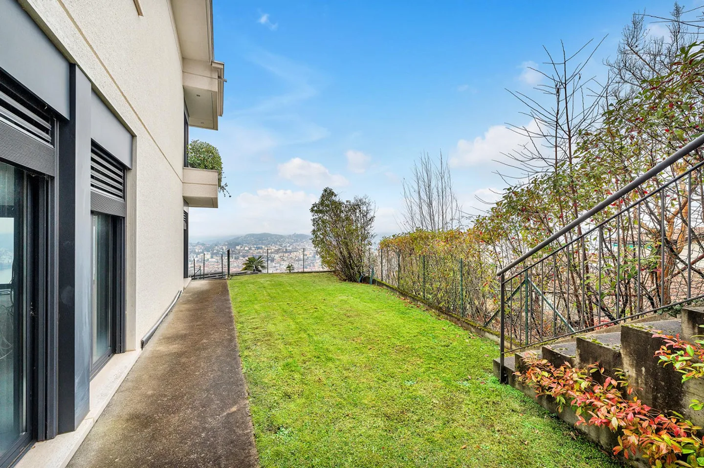 Geräumige Wohnung mit Seeblick - Foto 7 von 8