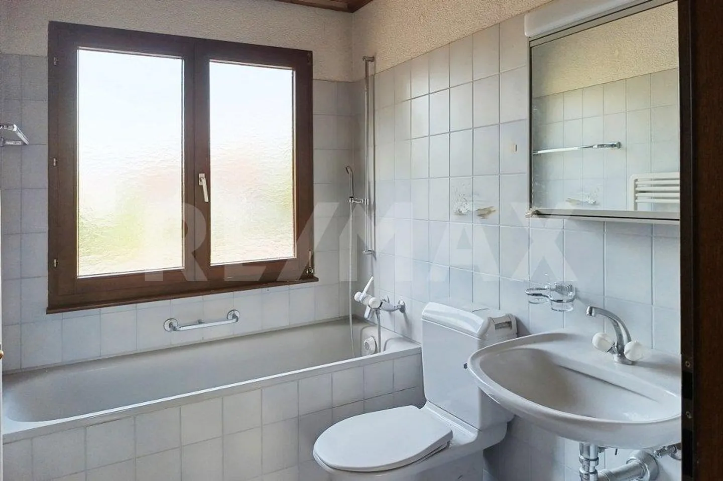 Charmantes Haus mit grossem Potenzial - Foto 7 von 13