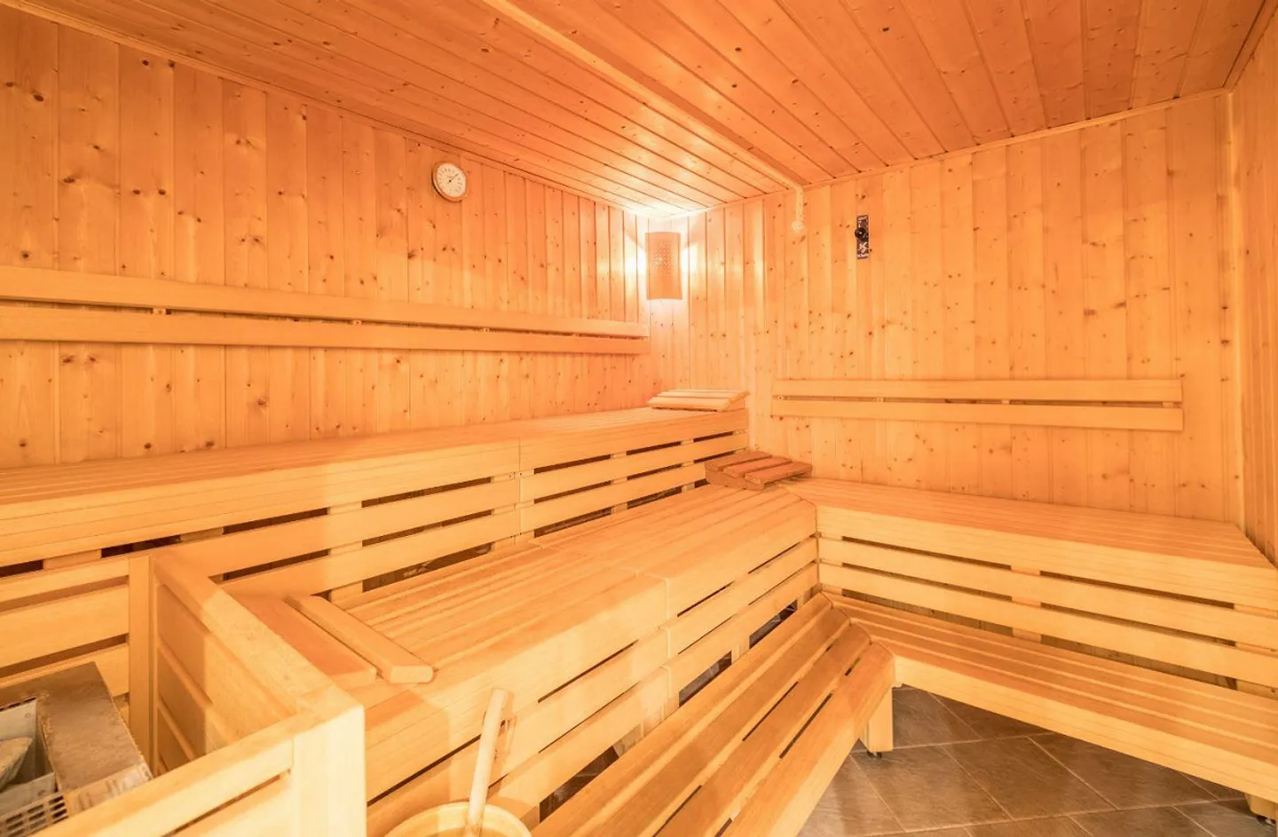 Charming One-Room Apartment in Rancho Laax - Furnished with Spa Access - Photo 10 of 11