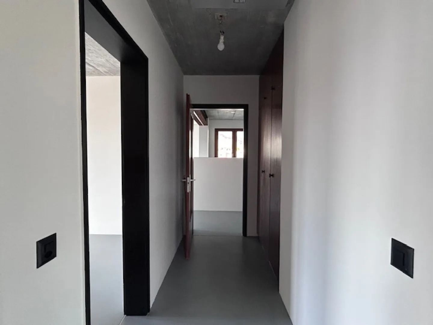4.5-ROOM APARTMENT IN A TWO-FAMILY HOUSE - RENOVATED - EXCLUSIVE USE GARDEN - Photo 16 of 23