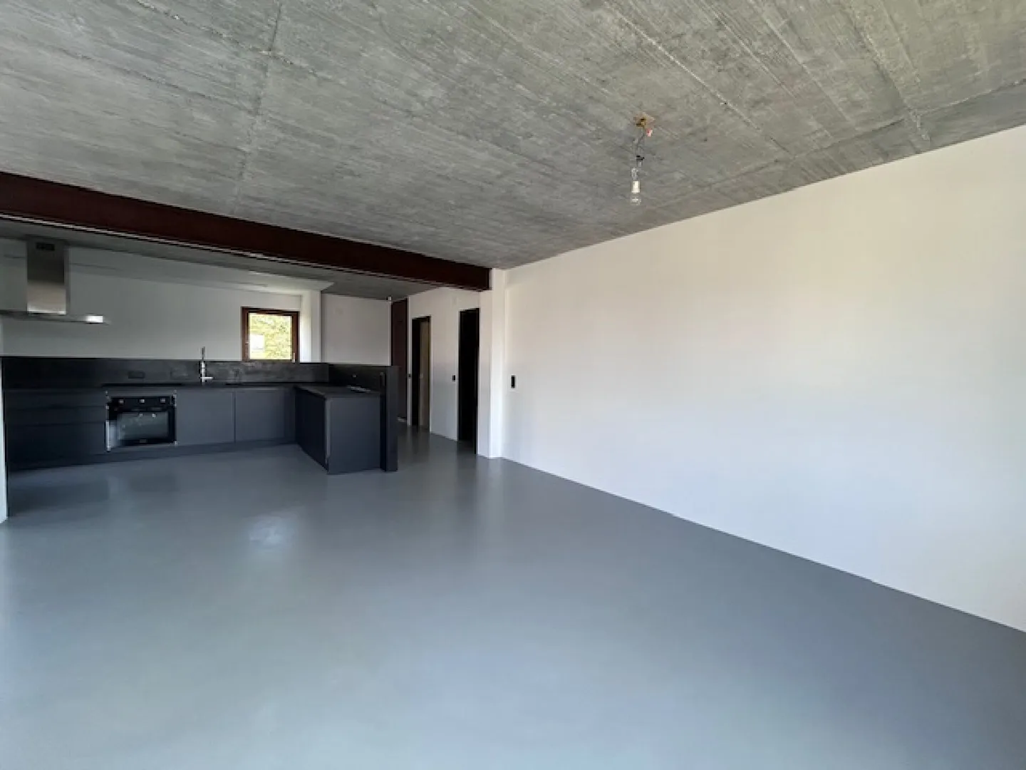 4.5-ROOM APARTMENT IN A TWO-FAMILY HOUSE - RENOVATED - EXCLUSIVE USE GARDEN - Photo 11 of 23