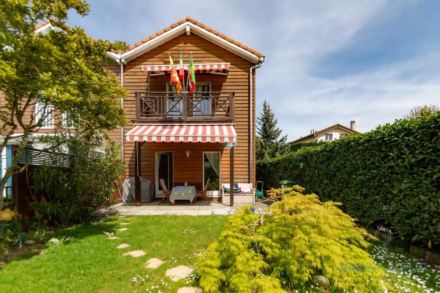 Idéale pour une famille - Maison 5 pièces avec jardin - Photo 1 sur 12