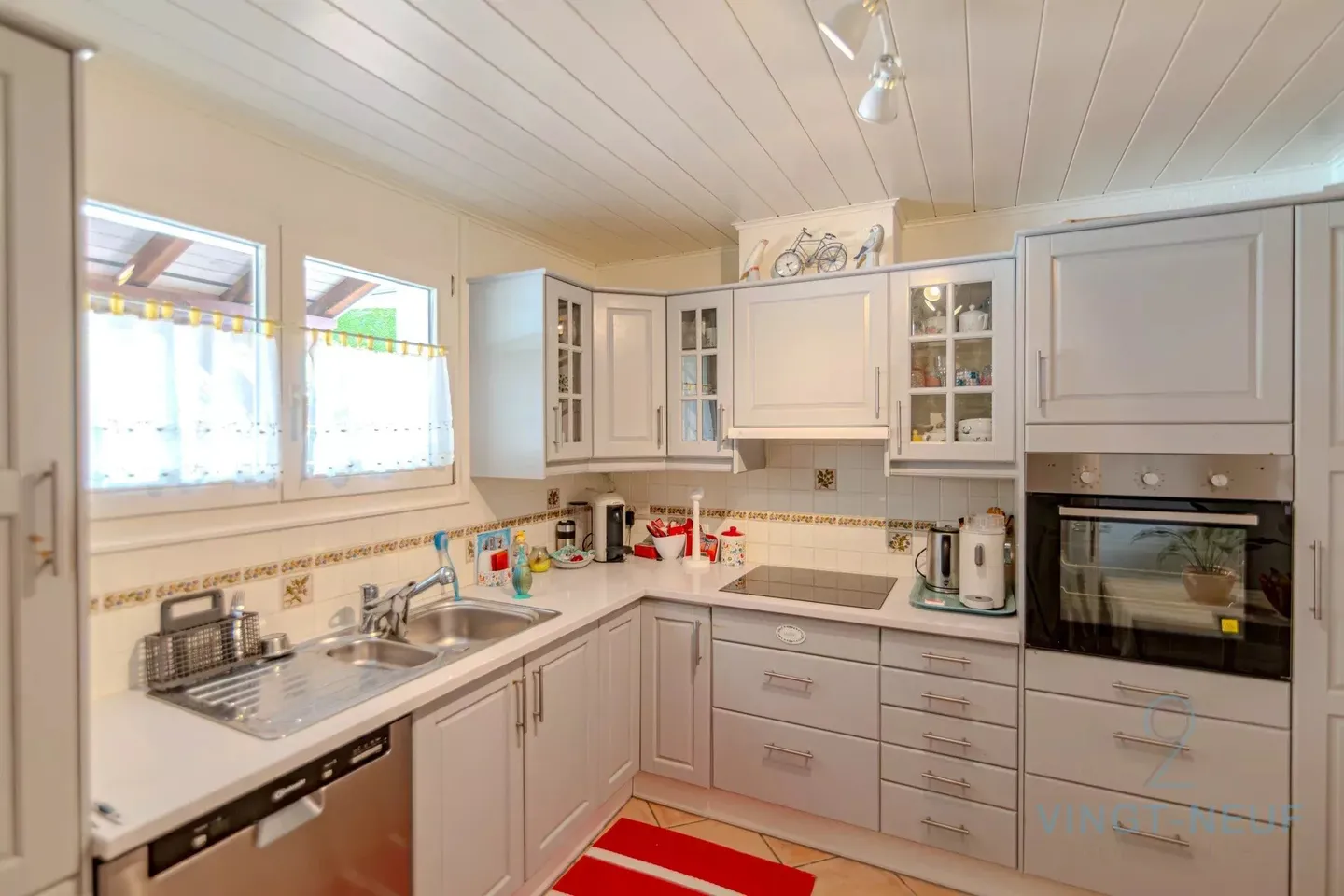 Idéale pour une famille - Maison 5 pièces avec jardin - Photo 3 sur 12